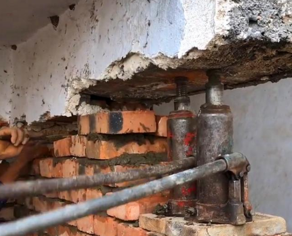 千斤頂?shù)奈kU(xiǎn)使用